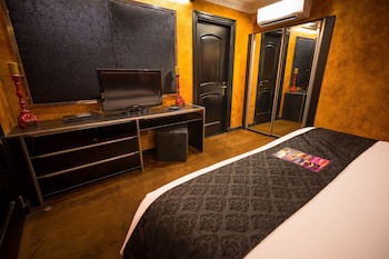 Fields Plaza Condo