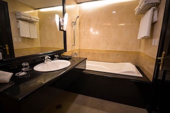 Fields Plaza Condo