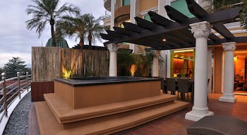 Fields Plaza Condo