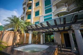 Fields Plaza Condo
