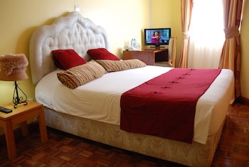 Biblica Guest House