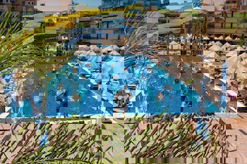 Villa Side Residence