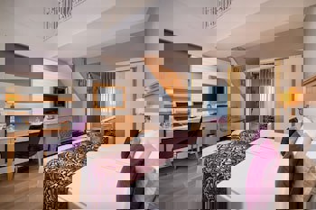 Villa Side Residence