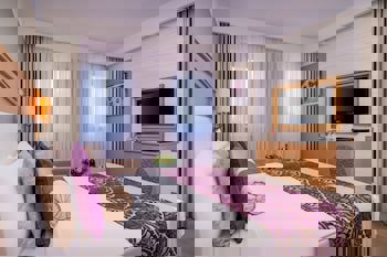 Villa Side Residence