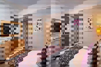 Villa Side Residence