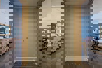 Villa Side Residence