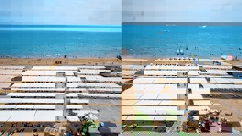 Villa Side Residence