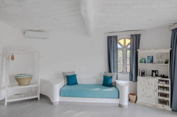 Chale Island Resort
