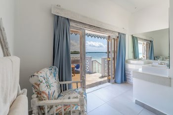 Chale Island Resort