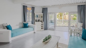 Chale Island Resort