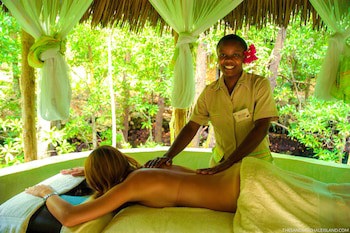 Chale Island Resort