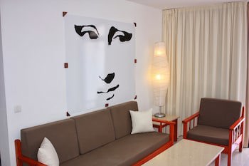 Apartamentos Curasol