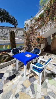 Apartamentos Curasol
