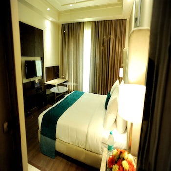 Sarovar Portico Jalandhar