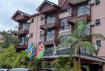 67 Airport Hotel