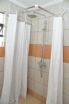 67 Airport Hotel