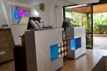 67 Airport Hotel