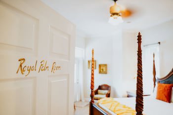 Shangri-La Bed & Breakfast