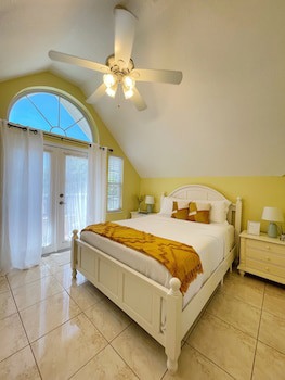 Shangri-La Bed & Breakfast
