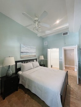 Shangri-La Bed & Breakfast