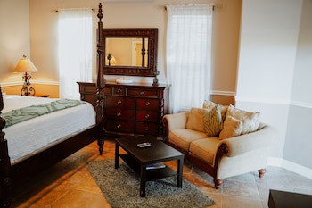 Shangri-La Bed & Breakfast