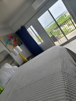 Harbor Breeze Villas