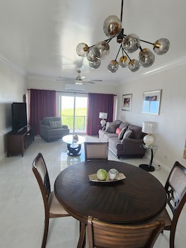 Harbor Breeze Villas