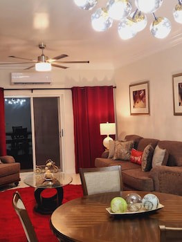 Harbor Breeze Villas