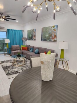 Harbor Breeze Villas