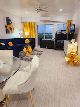 Harbor Breeze Villas