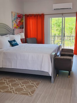 Harbor Breeze Villas