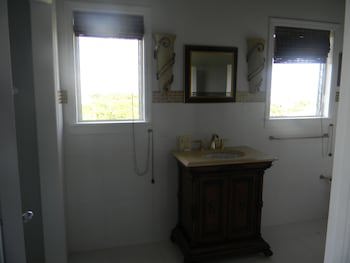 Harbor Breeze Villas