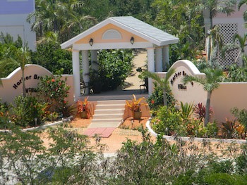 Harbor Breeze Villas