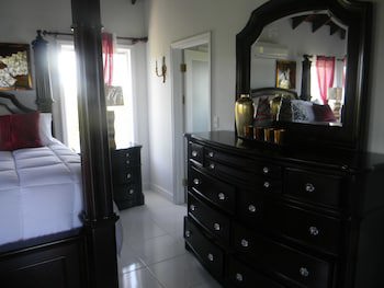 Harbor Breeze Villas