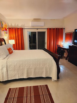 Harbor Breeze Villas