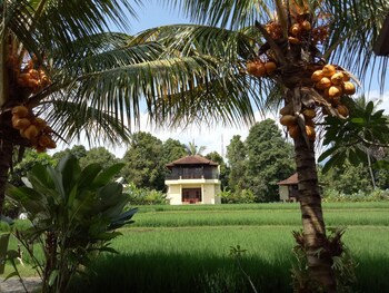 Atres Villa