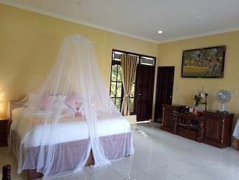 Atres Villa