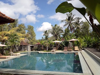 Atres Villa