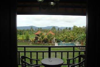 Atres Villa