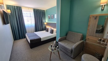 Aqua Hotel
