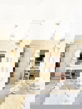 Antonis G. Hotel Apartments