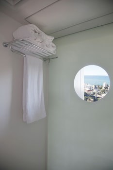1866 Court & Suites