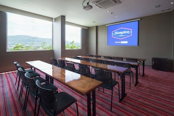 Hampton By Hilton Yopal