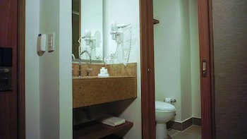 Hampton By Hilton Yopal