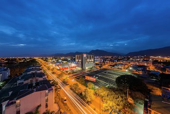 Hampton By Hilton Yopal