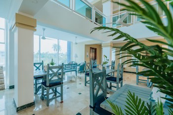 Green Coast Hotel
