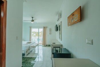 Green Coast Hotel