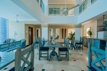 Green Coast Hotel