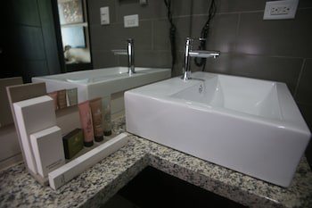 Aranjuez Hotel & Suites