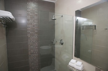 Aranjuez Hotel & Suites